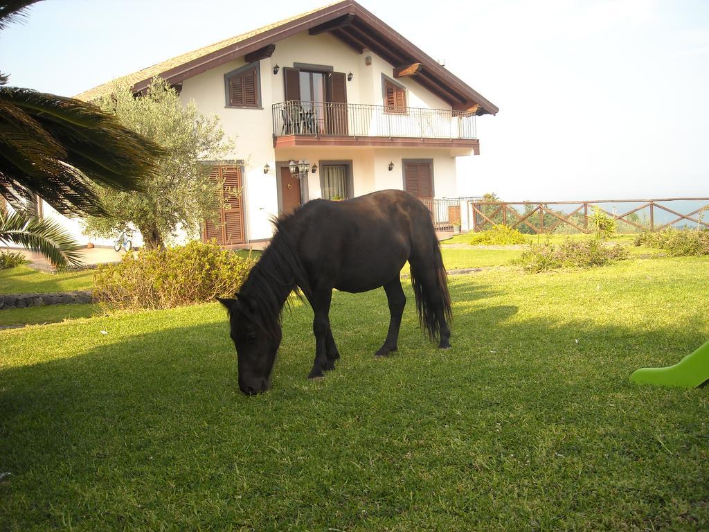 Aurora Dell'Etna Bed & Breakfast Zafferana Etnea Eksteriør bilde